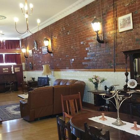 Boulder Lodge Екстер'єр фото