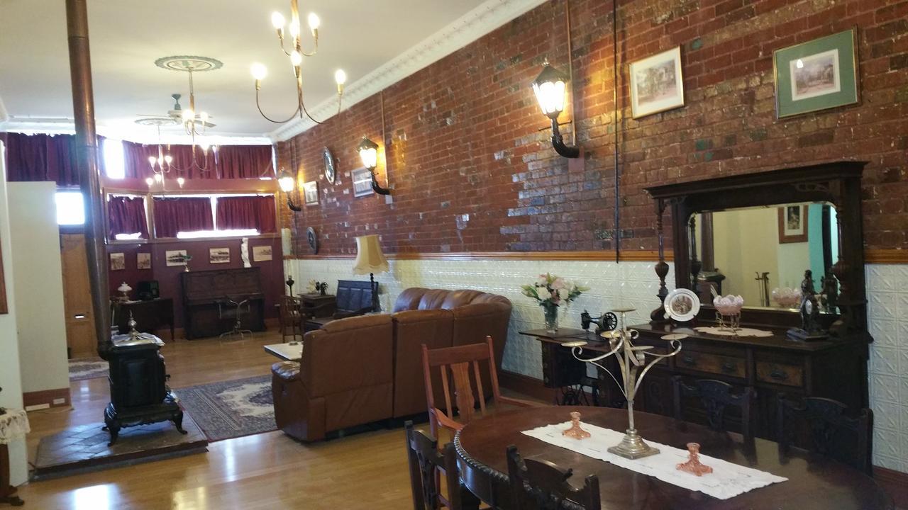 Boulder Lodge Екстер'єр фото